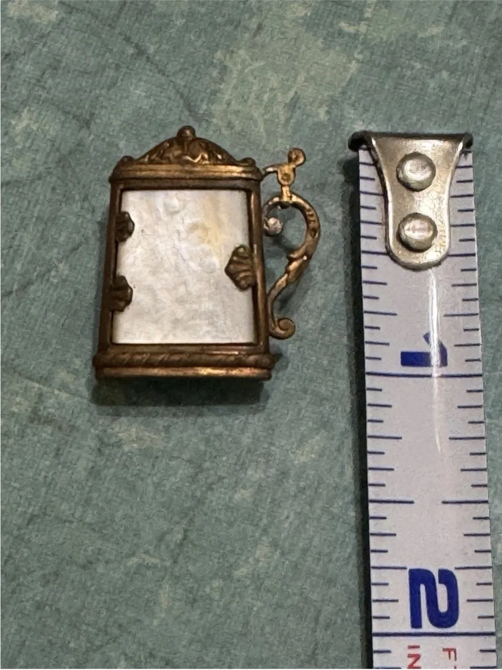 VINTAGE MCM BRASS AND MOTHER OF PEARL STEIN CUFF LINK